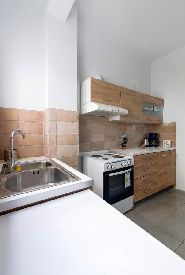 New Renovated 1B Apartment Close To Historic Center Αθήνα Εξωτερικό φωτογραφία